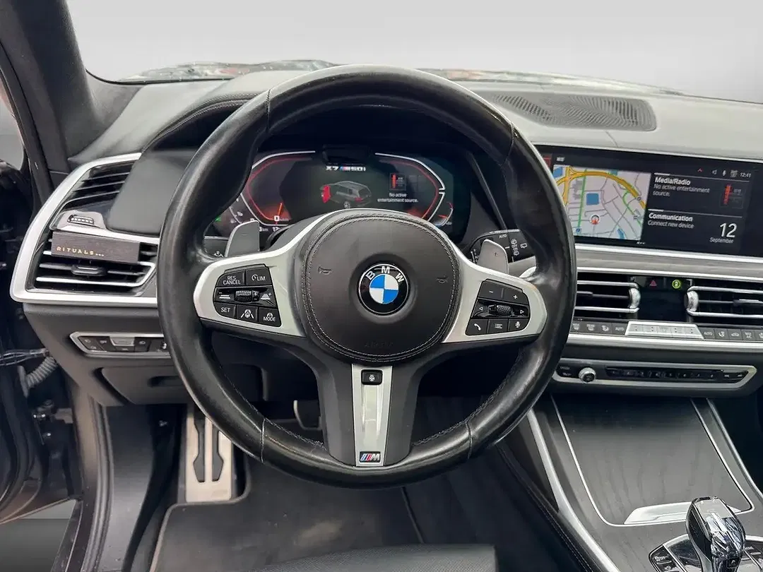 BMW X7 M M50 - Thumbnail 5