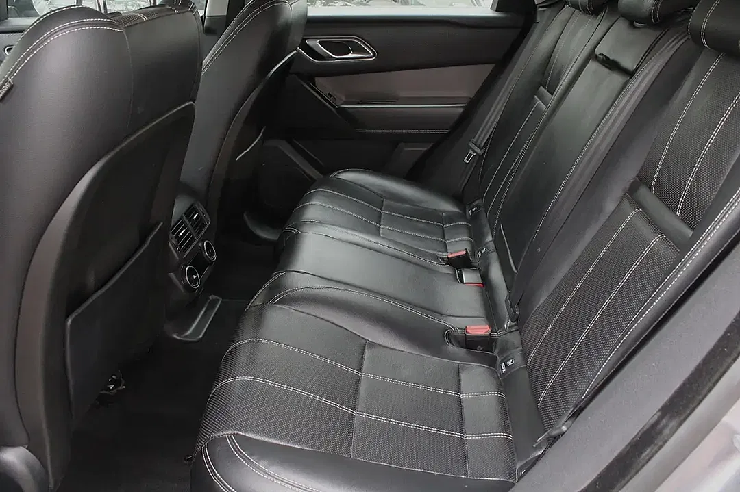 Land Rover Range Rover Velar AUT 4x4 - Thumbnail 13