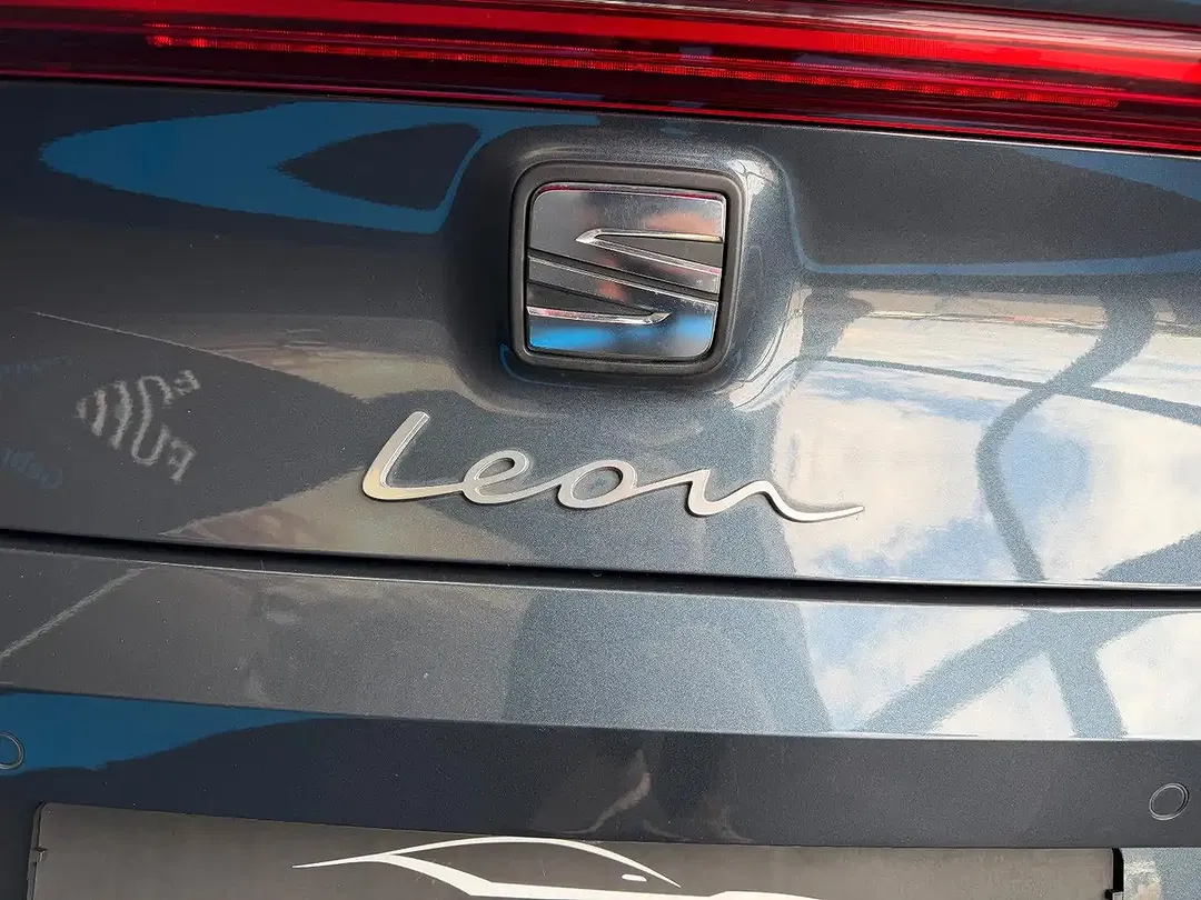 SEAT Leon 1.4 PHEV DSG Xcellence - Thumbnail 11