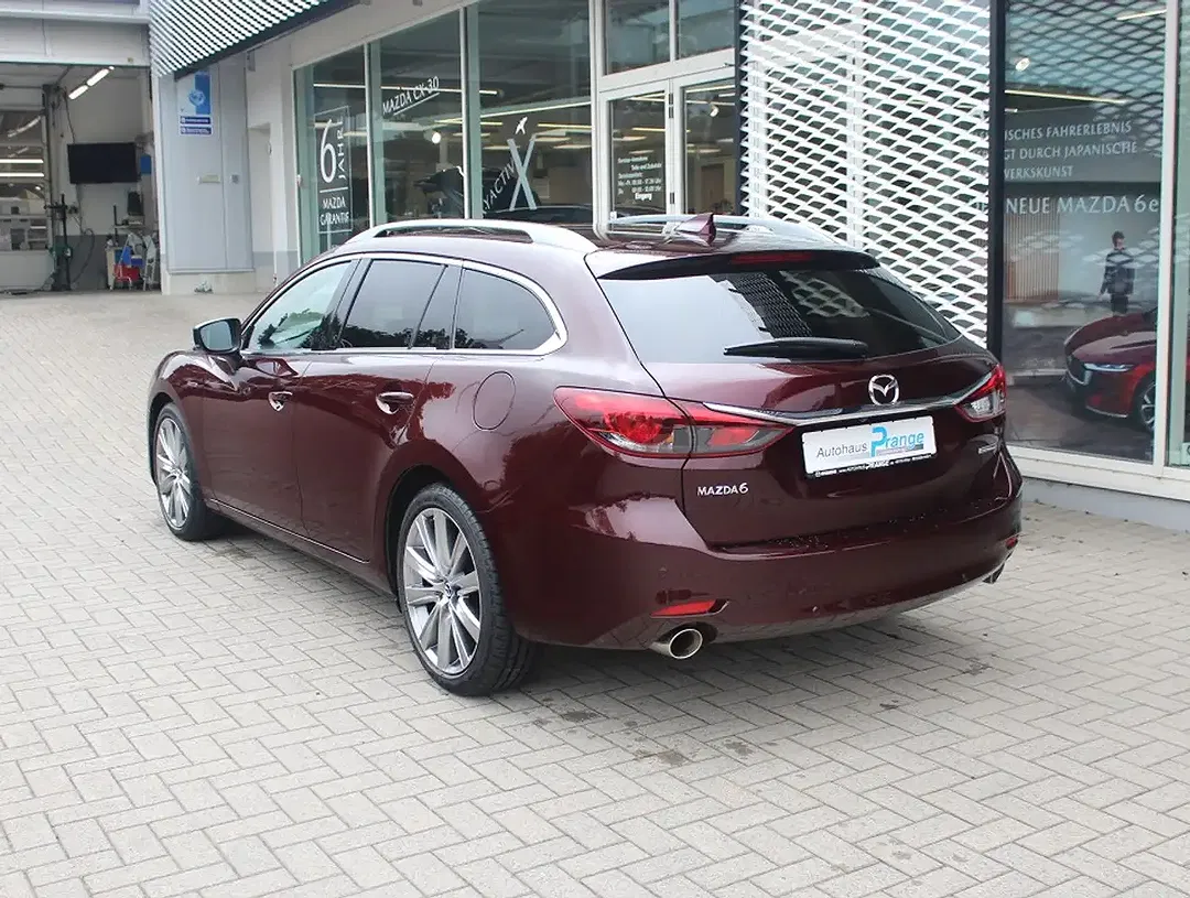 Mazda 6 - Thumbnail 3