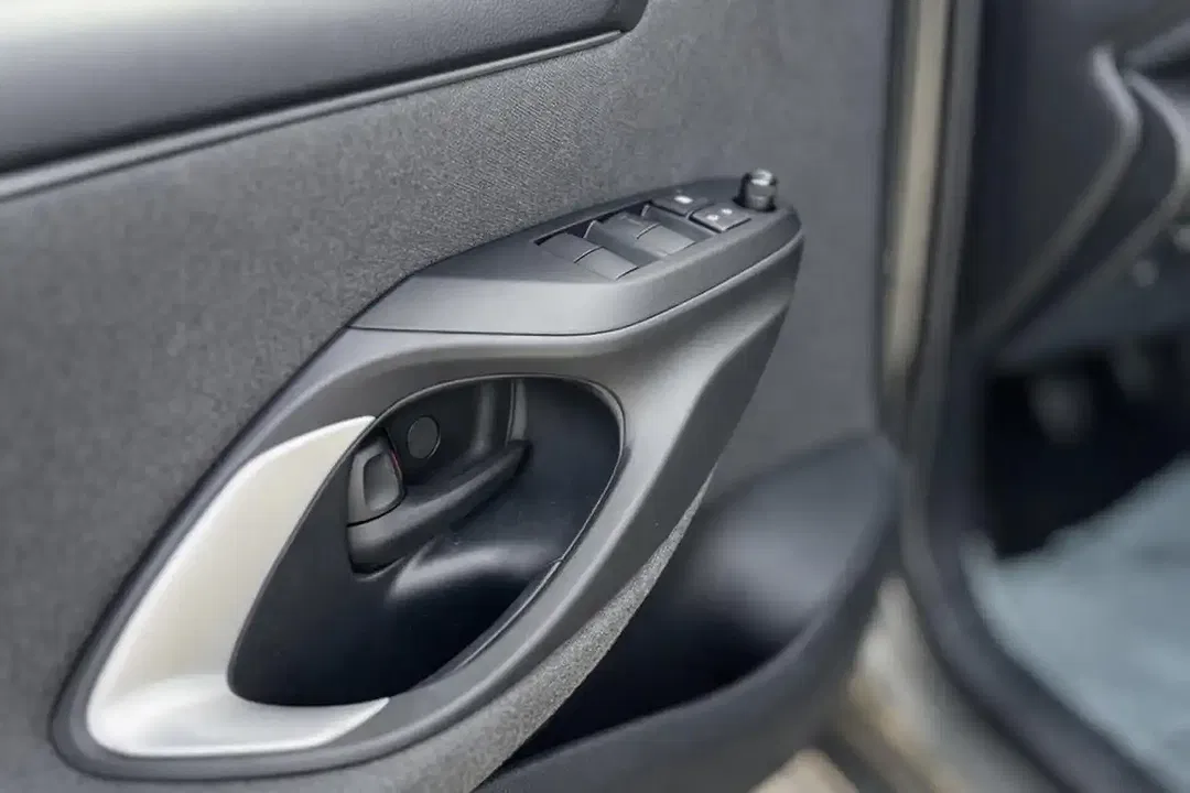 Toyota Yaris 1.5 Team Deutschland - foto 15