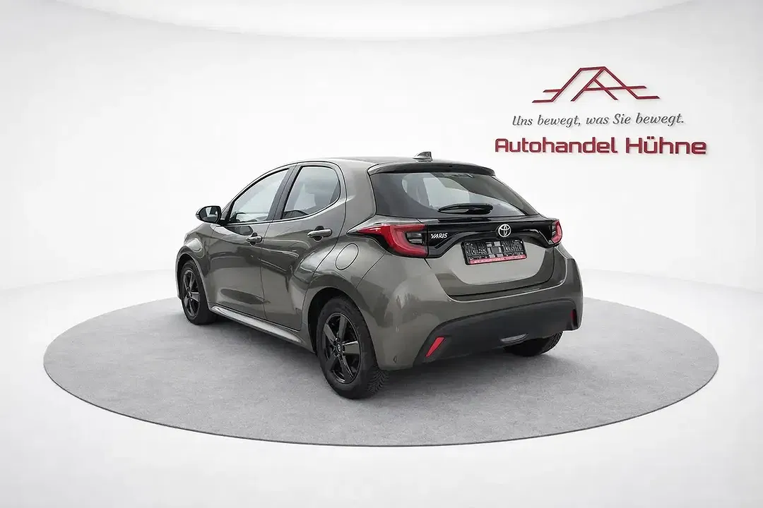 Toyota Yaris 1.5 Team Deutschland - Thumbnail 4