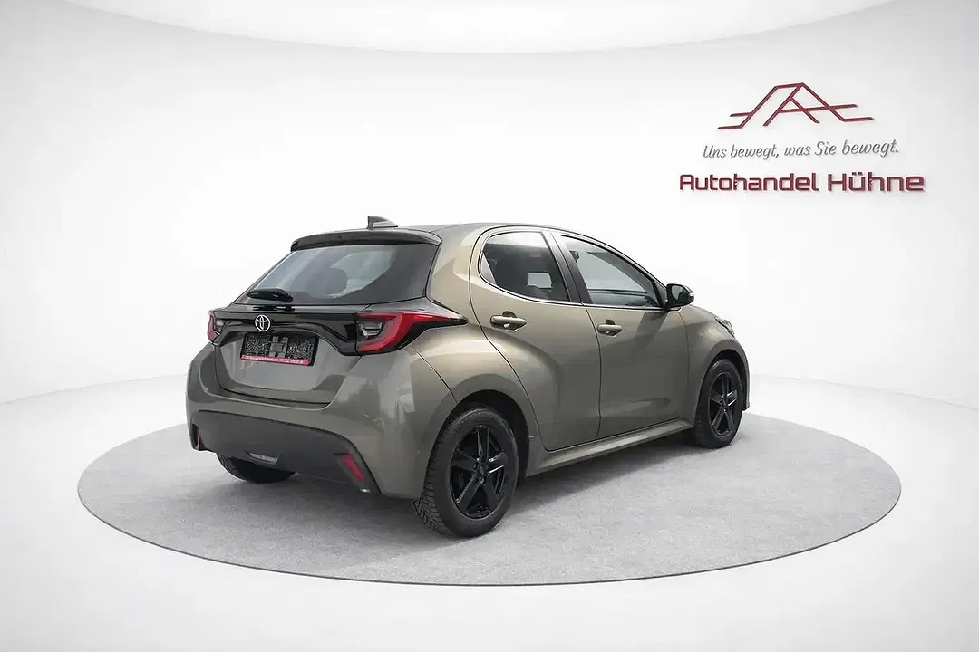 Toyota Yaris 1.5 Team Deutschland - Thumbnail 5