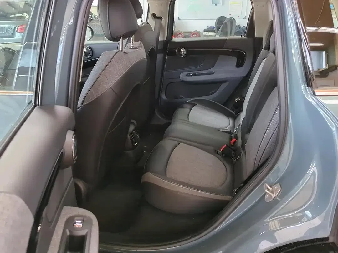 MINI Countryman C D ALL4 Classic Trim - Thumbnail 11