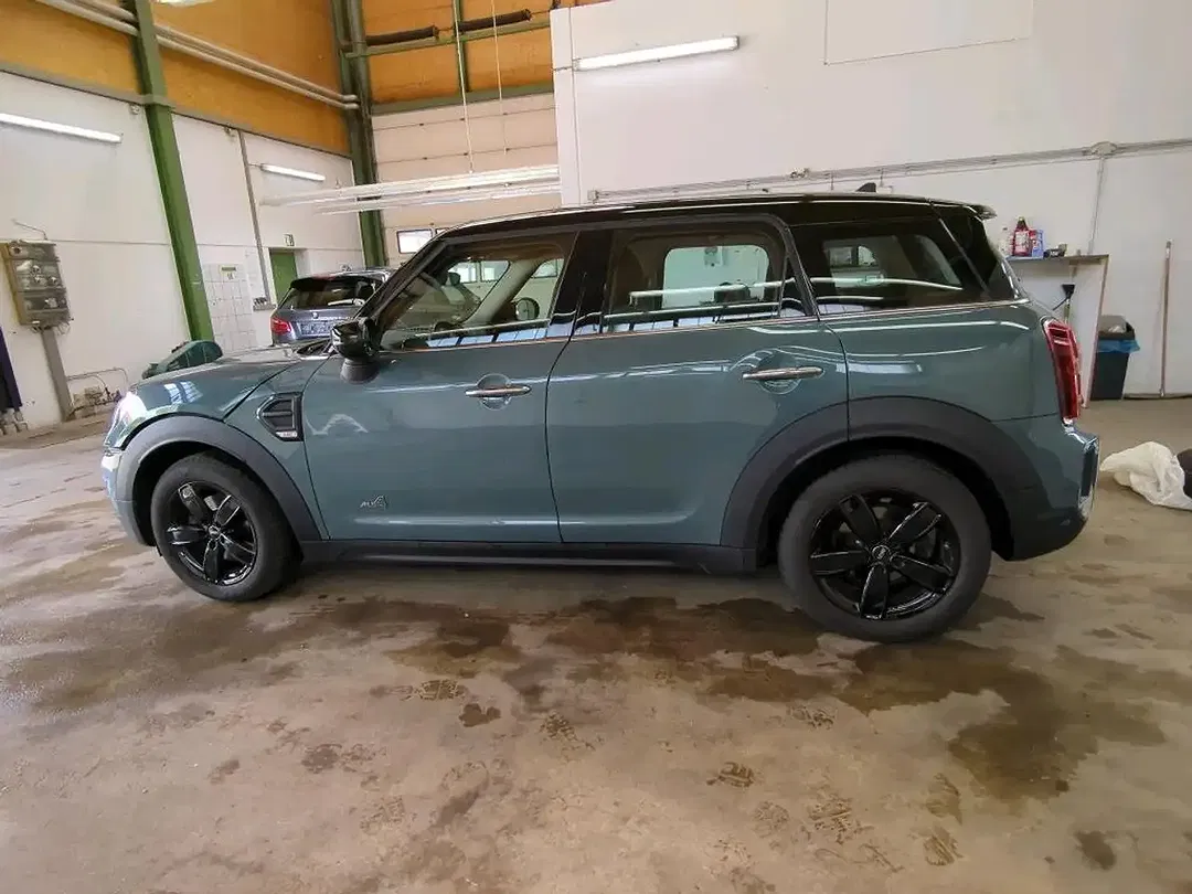 MINI Countryman C D ALL4 Classic Trim - Thumbnail 6