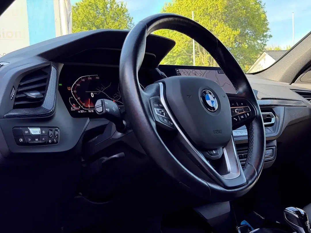 BMW 118 Sport Line - Thumbnail 6
