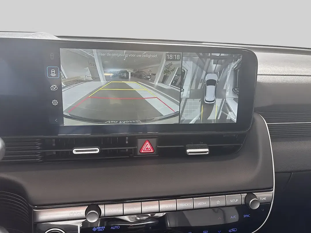 Hyundai IONIQ 5 - Thumbnail 12