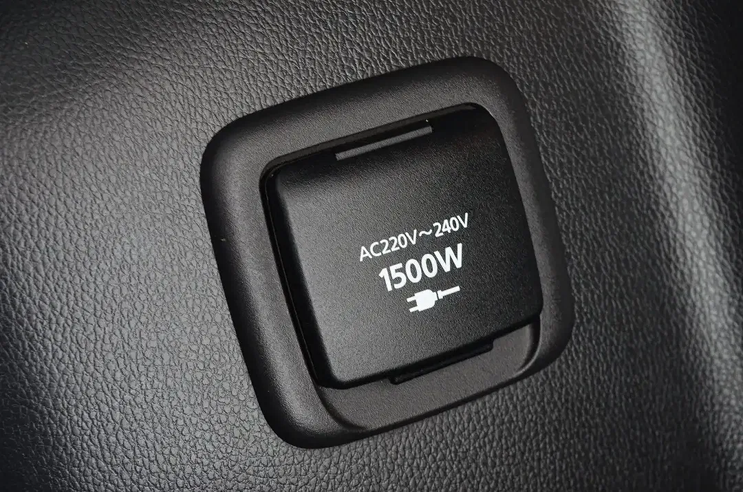 Mitsubishi Eclipse Cross Hybrid 4WD Top - Thumbnail 12