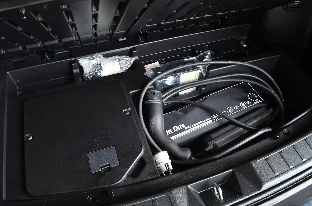 Mitsubishi Eclipse Cross Hybrid 4WD Top - Thumbnail 14