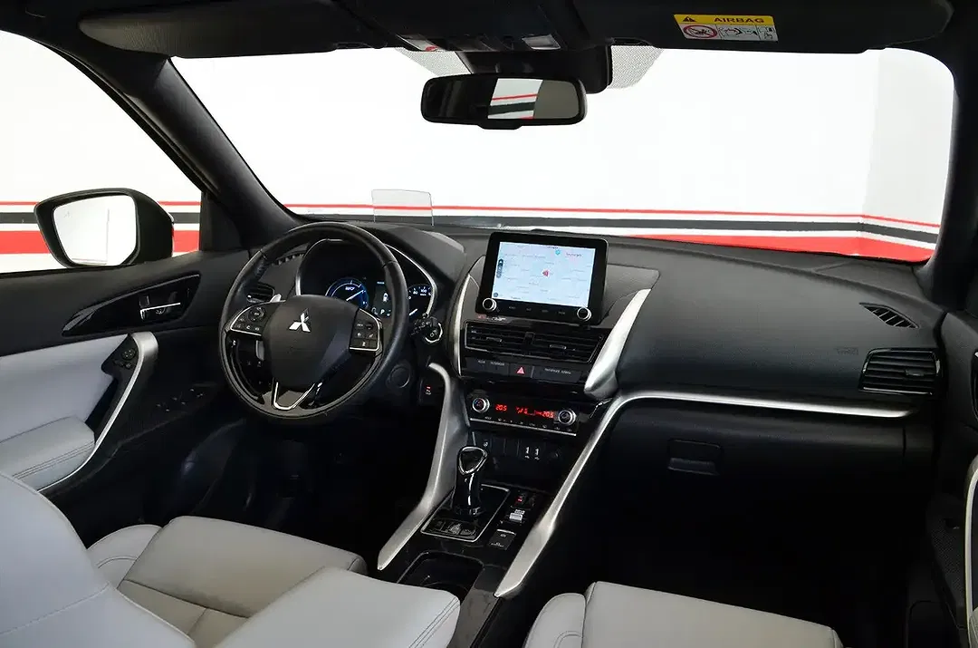 Mitsubishi Eclipse Cross Hybrid 4WD Top - Thumbnail 22