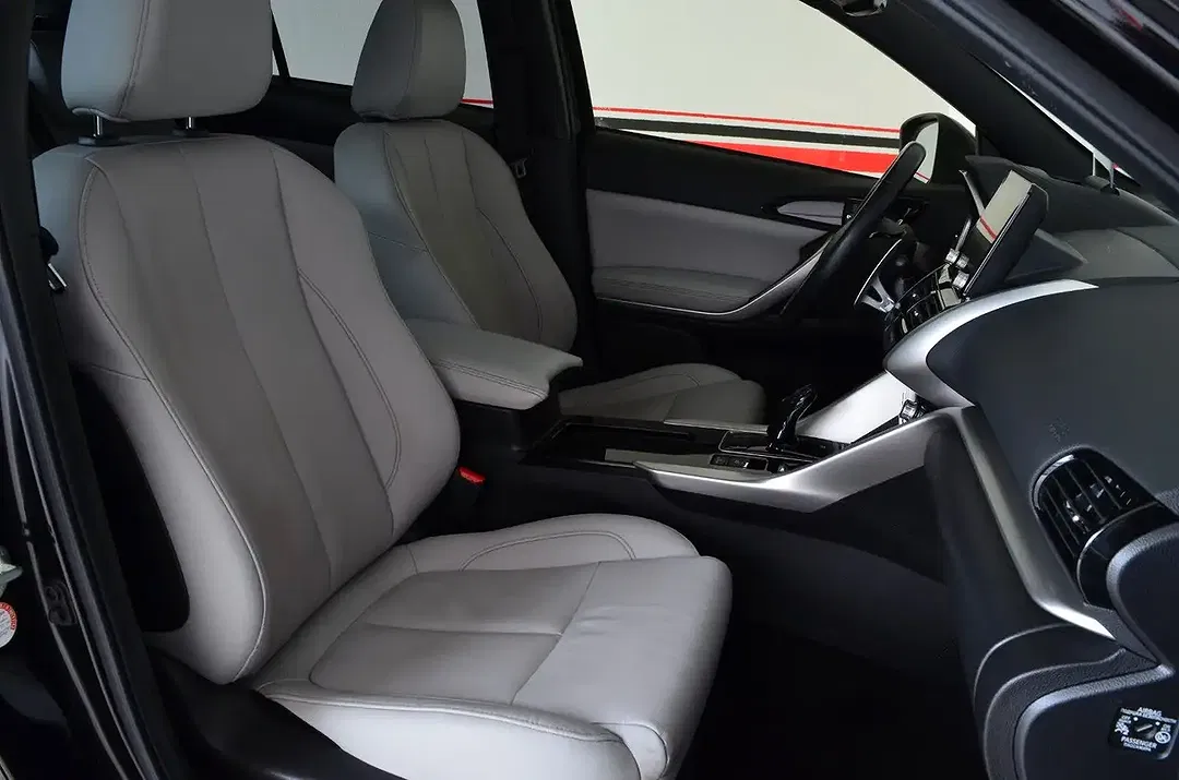 Mitsubishi Eclipse Cross Hybrid 4WD Top - Thumbnail 23