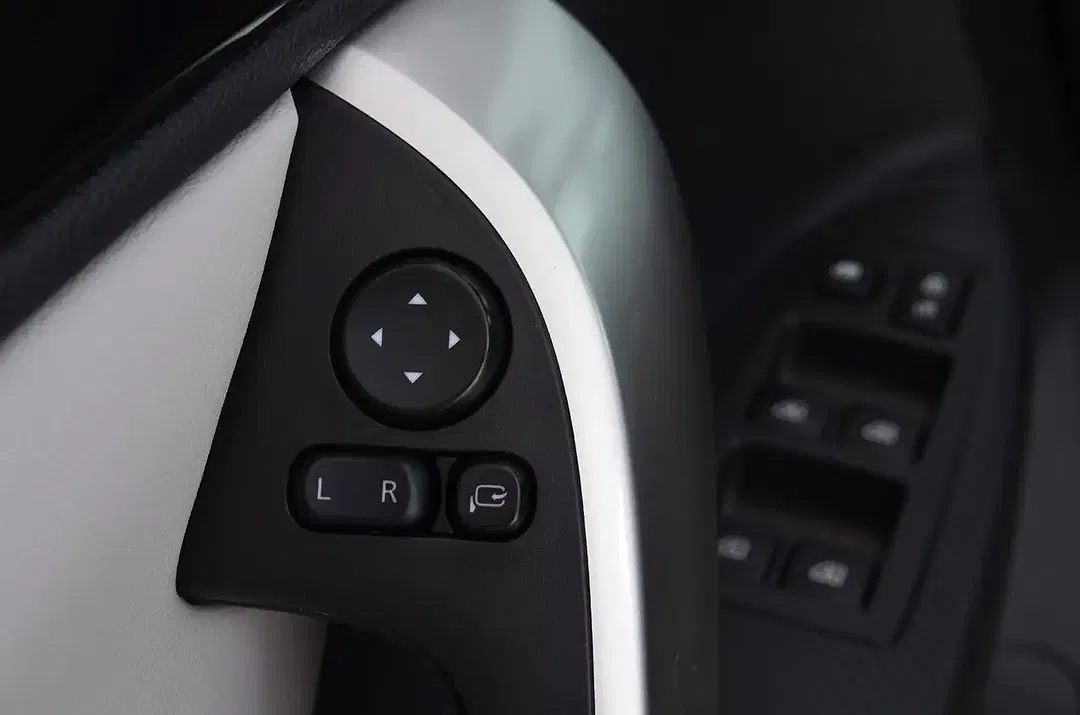 Mitsubishi Eclipse Cross Hybrid 4WD Top - Thumbnail 48