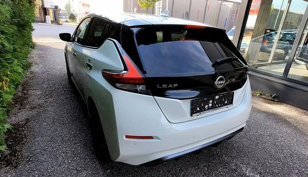 Nissan Leaf N-Connecta - Thumbnail 6