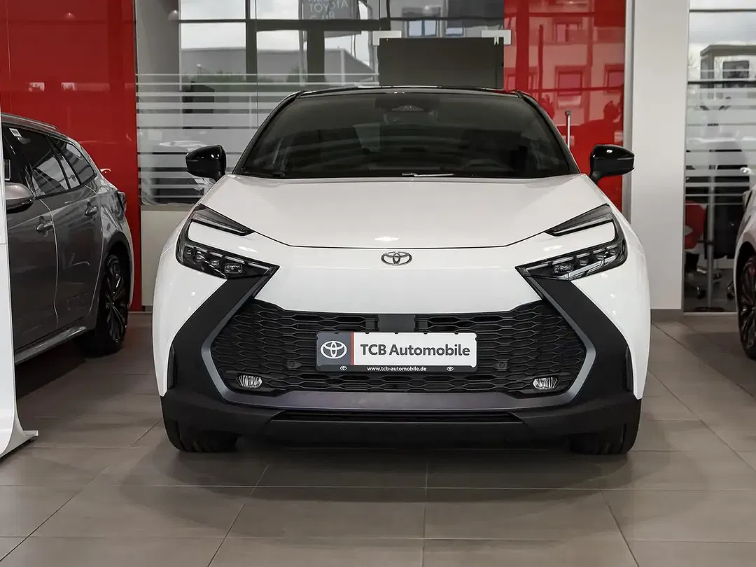 Toyota C-HR Hybrid Teamplayer - Thumbnail 5