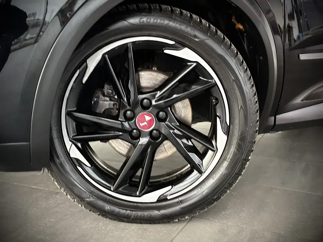 DS Automobiles DS 7 Crossback - Thumbnail 10