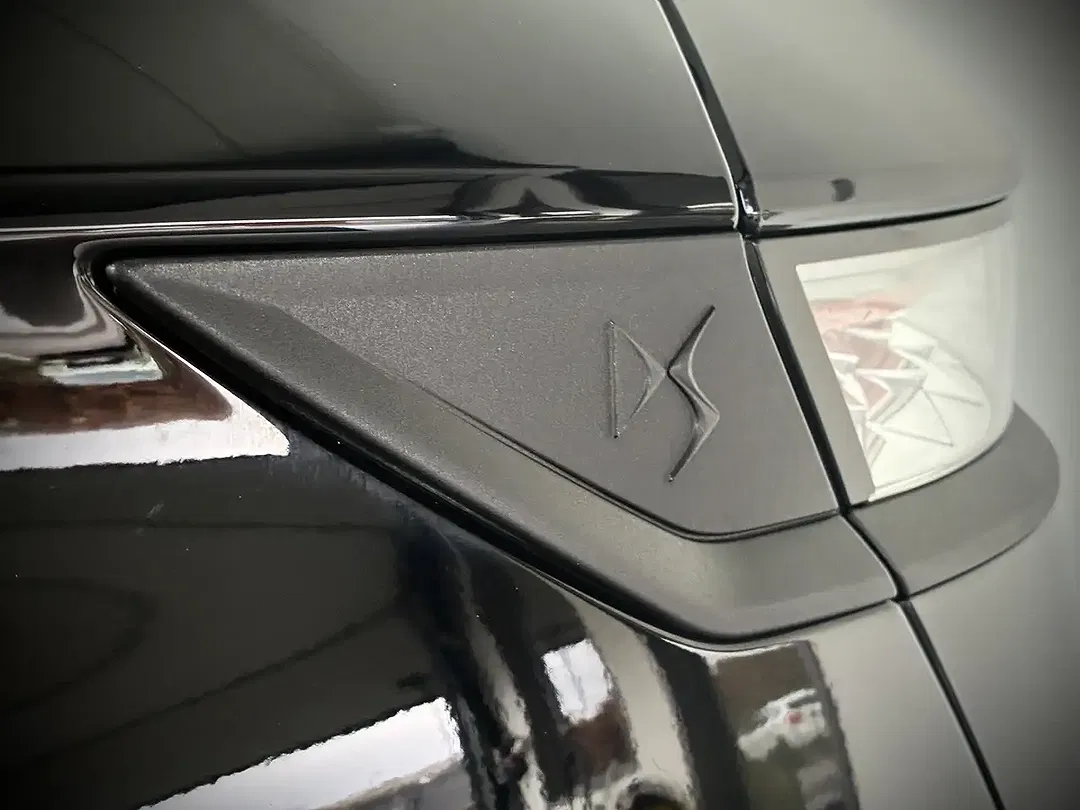 DS Automobiles DS 7 Crossback - Thumbnail 14