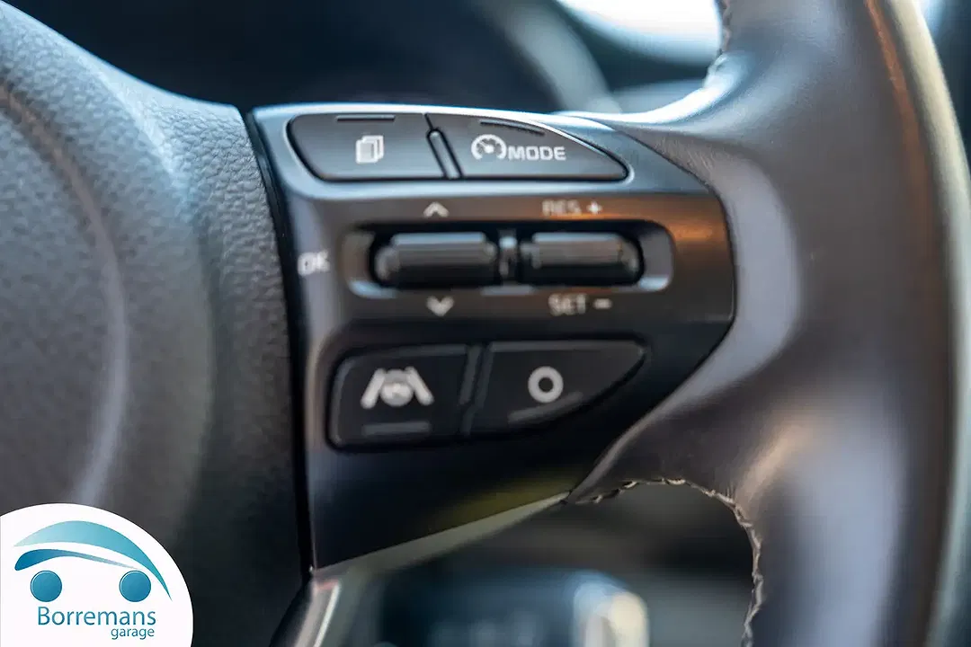Kia Stonic Business - Thumbnail 13
