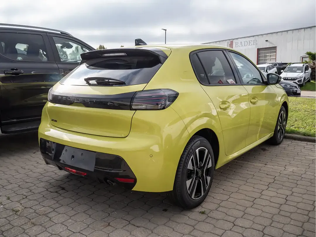 Peugeot 208 Allure - Thumbnail 3