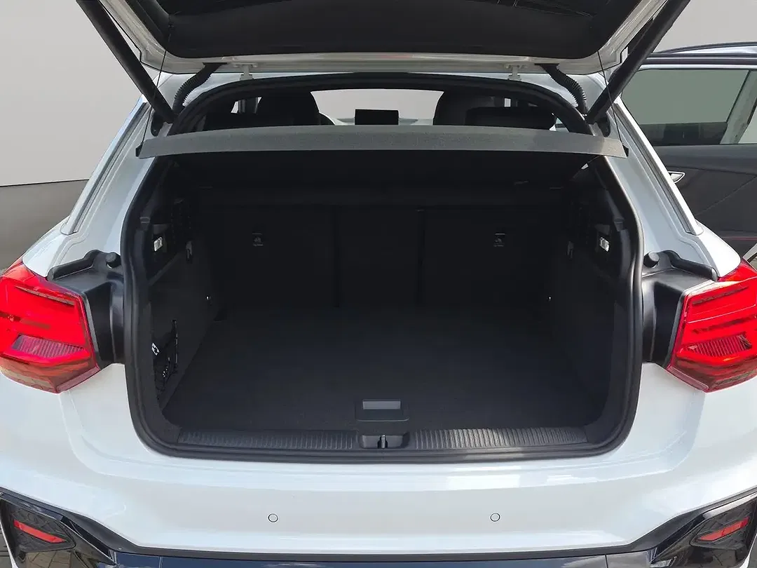 Audi Q2 35 1.5 TFSI Matrix LED S line - Thumbnail 13