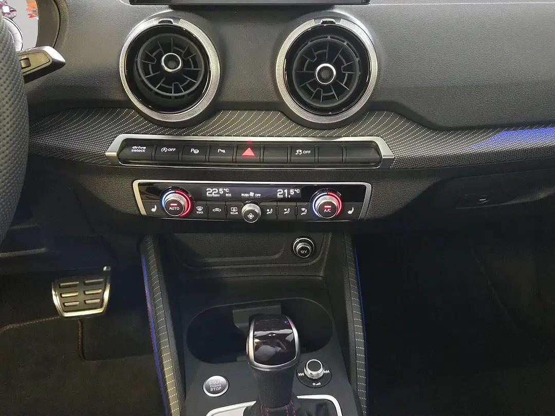 Audi Q2 35 1.5 TFSI Matrix LED S line - Thumbnail 20