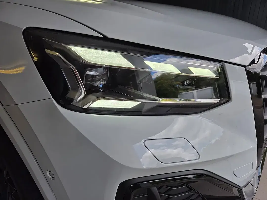 Audi Q2 35 1.5 TFSI Matrix LED S line - Thumbnail 4