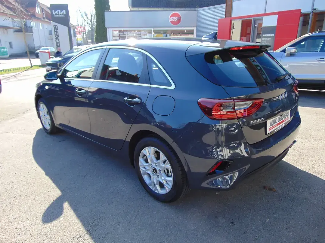 Kia Ceed / cee'd AMT Vision - Thumbnail 3
