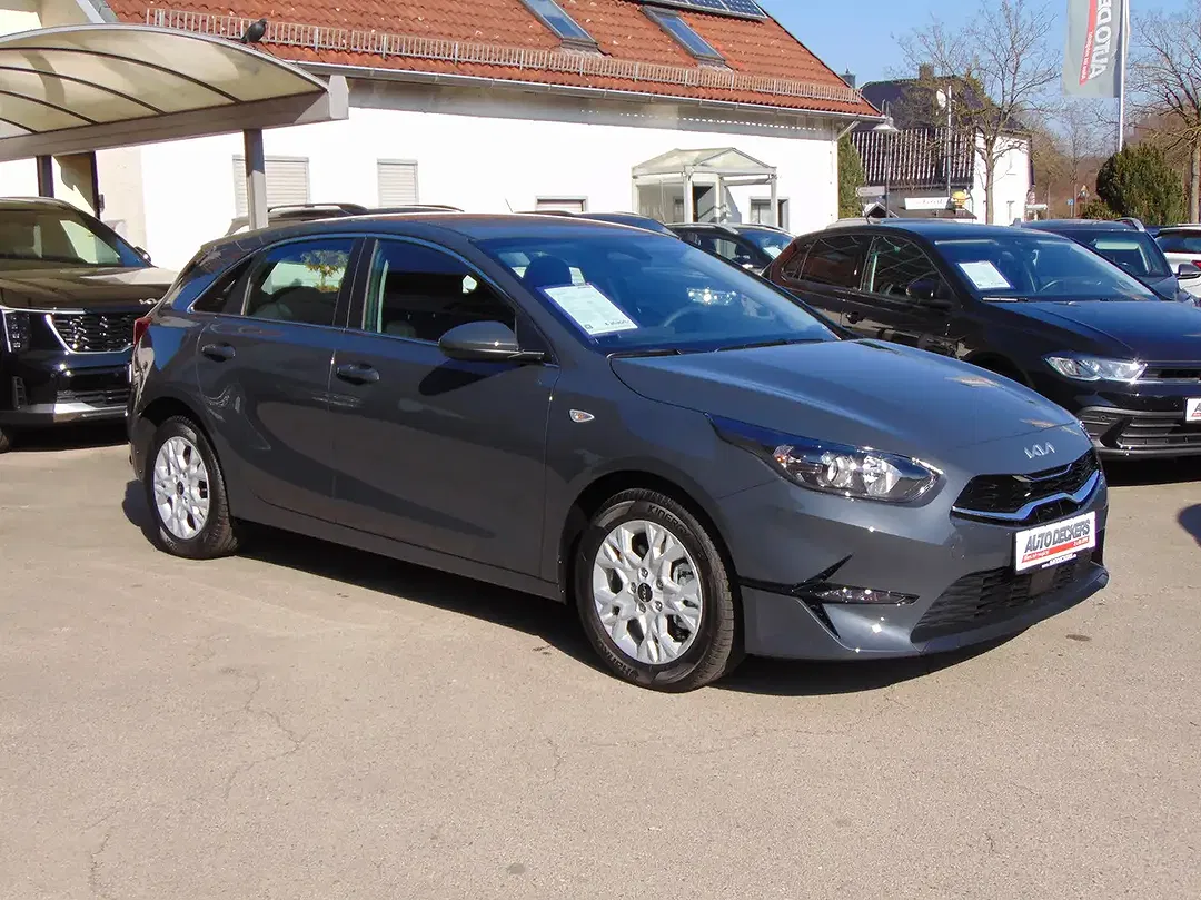 Kia Ceed / cee'd AMT Vision - Thumbnail 6