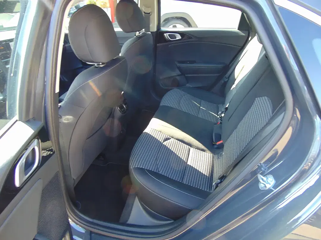 Kia Ceed / cee'd AMT Vision - Thumbnail 9