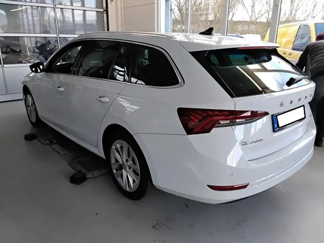 Skoda Octavia 1.0 TSI e-TEC DSG Combi Style - Thumbnail 4