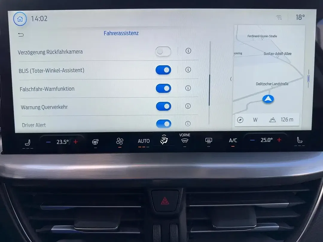 Ford Focus Titanium X - Thumbnail 11