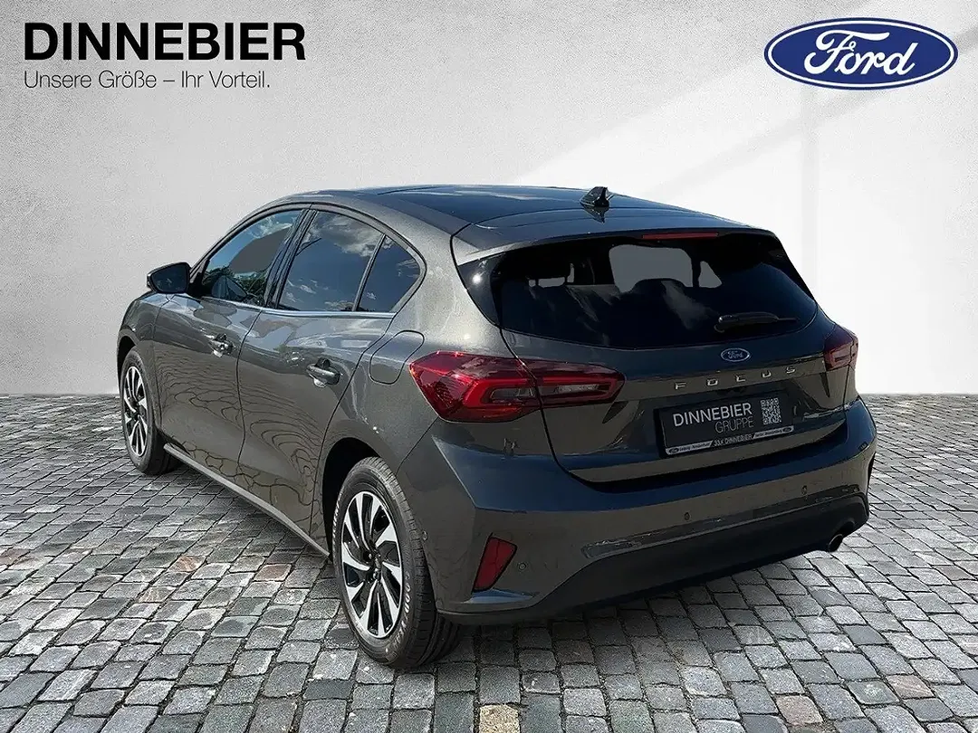 Ford Focus Titanium X - Thumbnail 2