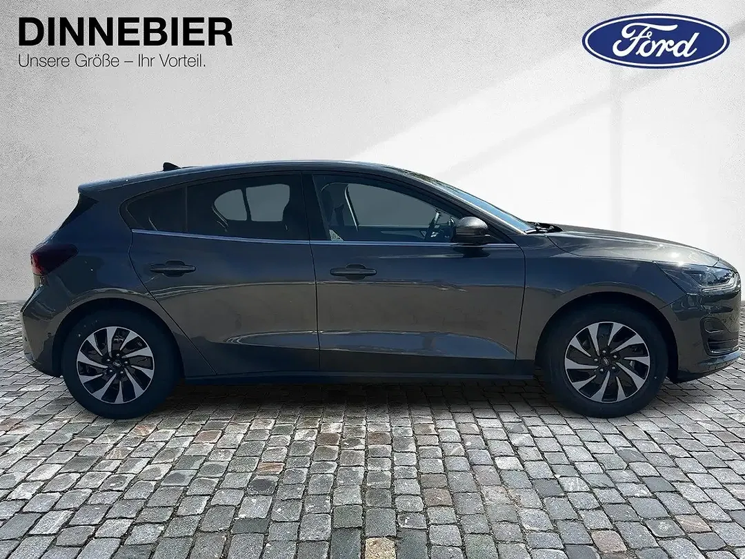 Ford Focus Titanium X - Thumbnail 4
