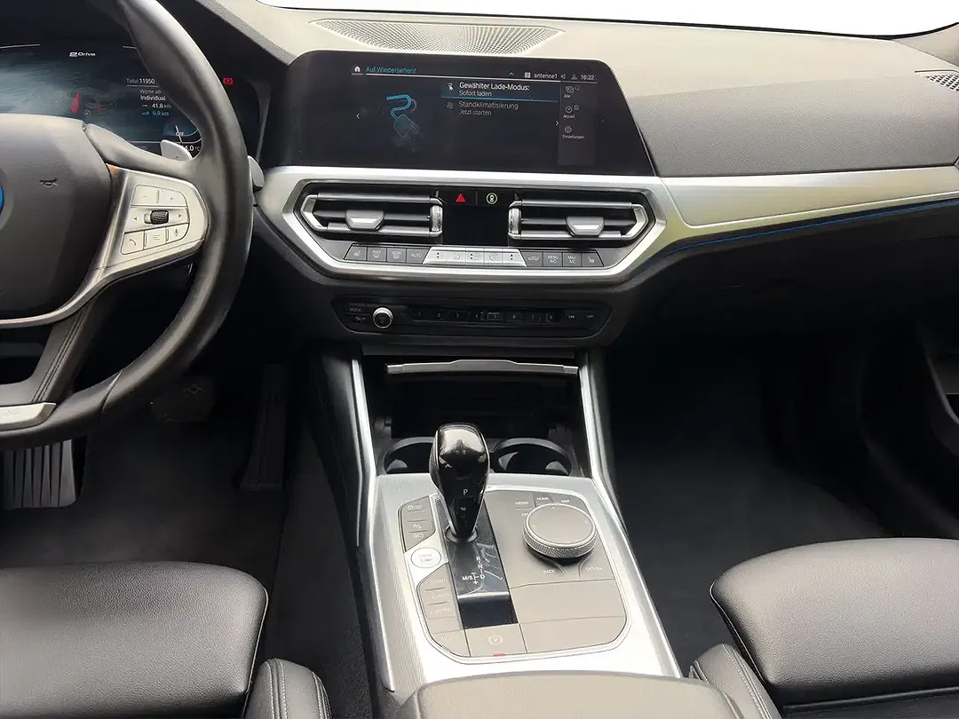 BMW 330 Touring Sport Line - Thumbnail 10