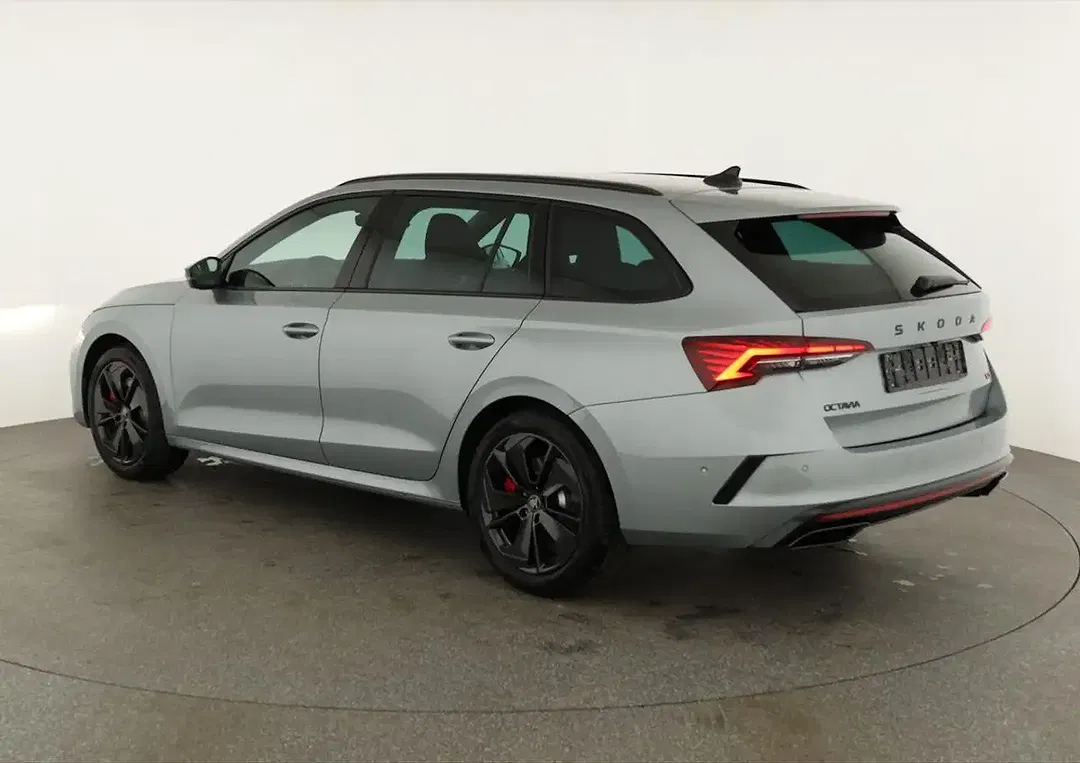 Skoda Octavia 2.0 TSI DSG vRS Combi - Thumbnail 4