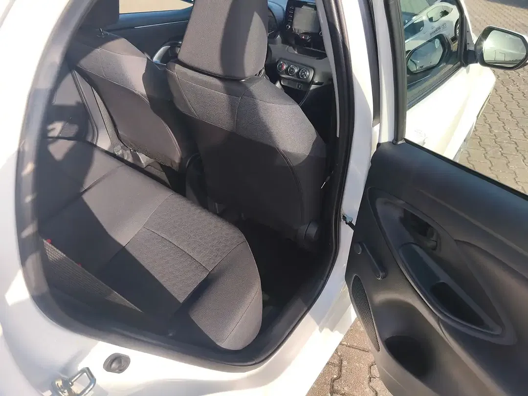 Toyota Yaris Comfort - Thumbnail 10
