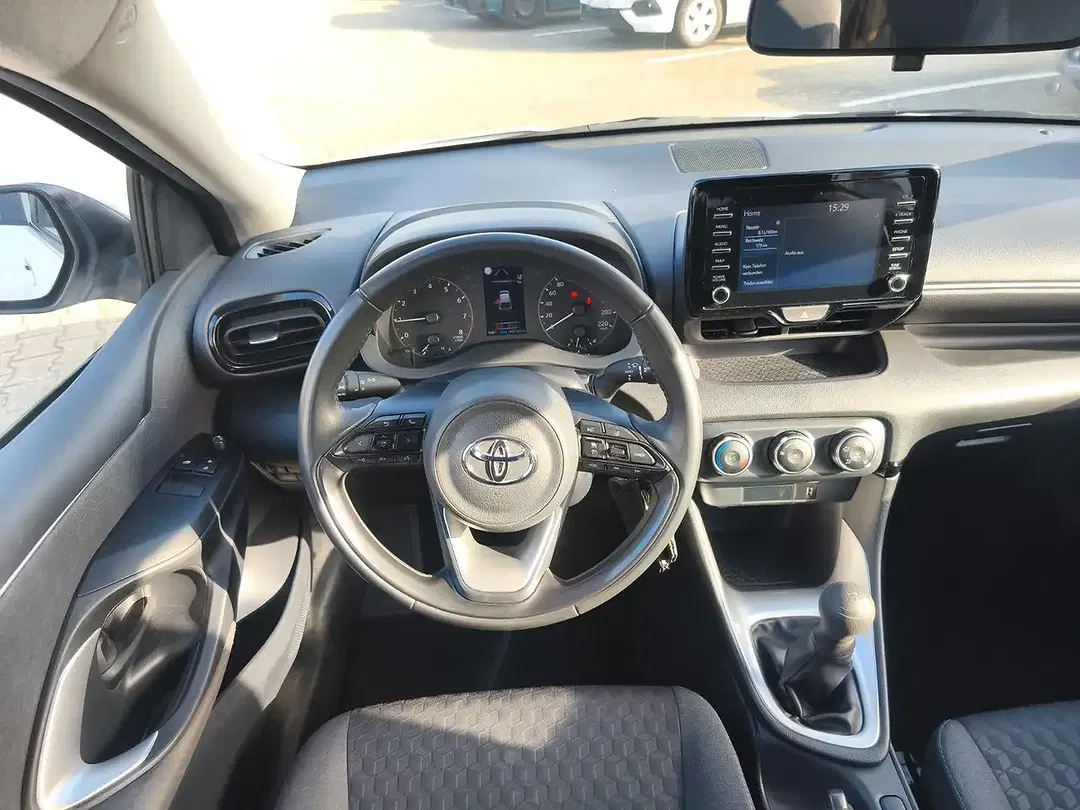 Toyota Yaris Comfort - Thumbnail 12