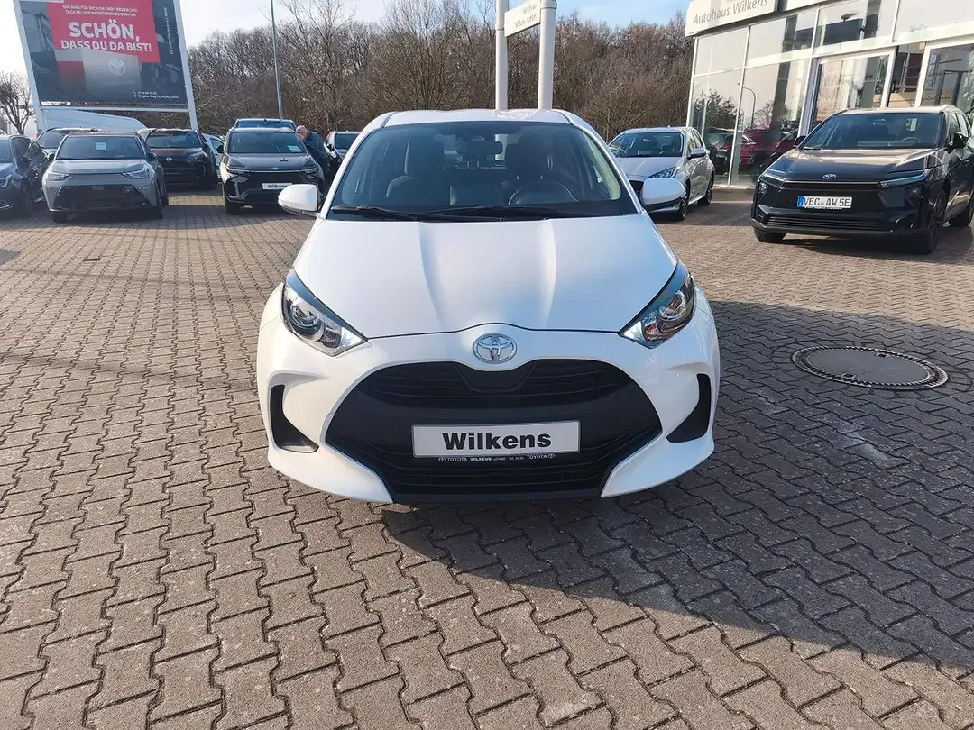 Toyota Yaris Comfort - foto 2
