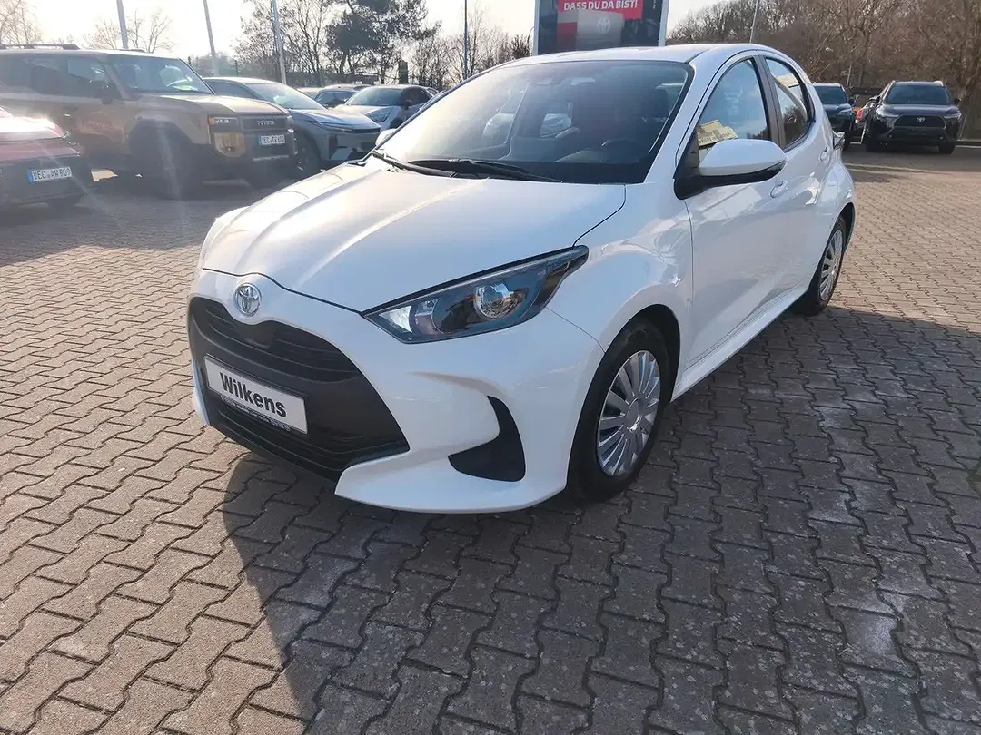 Toyota Yaris Comfort - Thumbnail 3