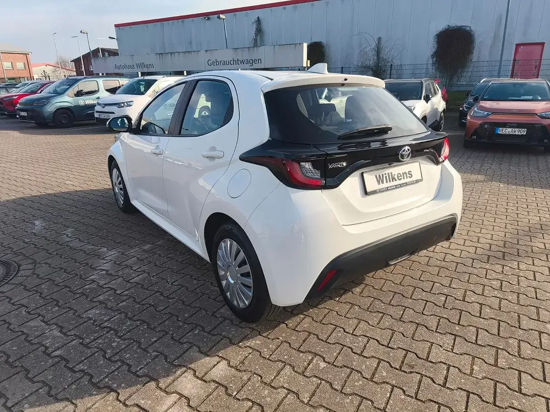 Toyota Yaris Comfort - Thumbnail 5