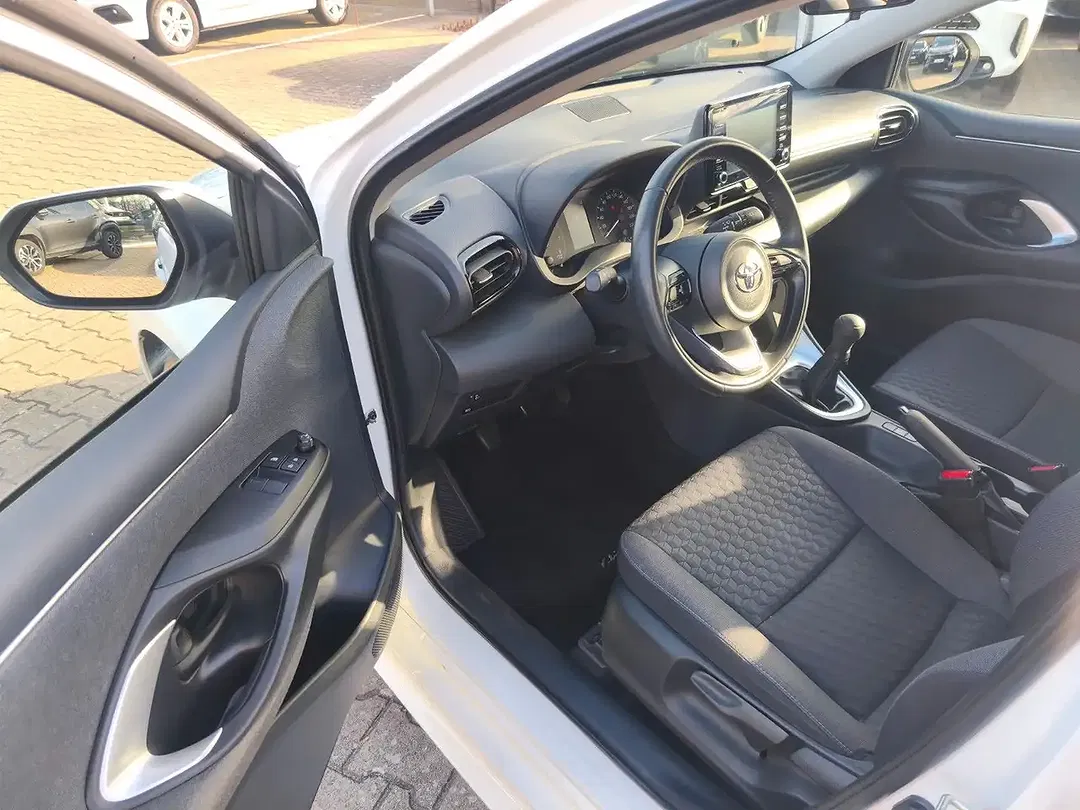 Toyota Yaris Comfort - Thumbnail 7