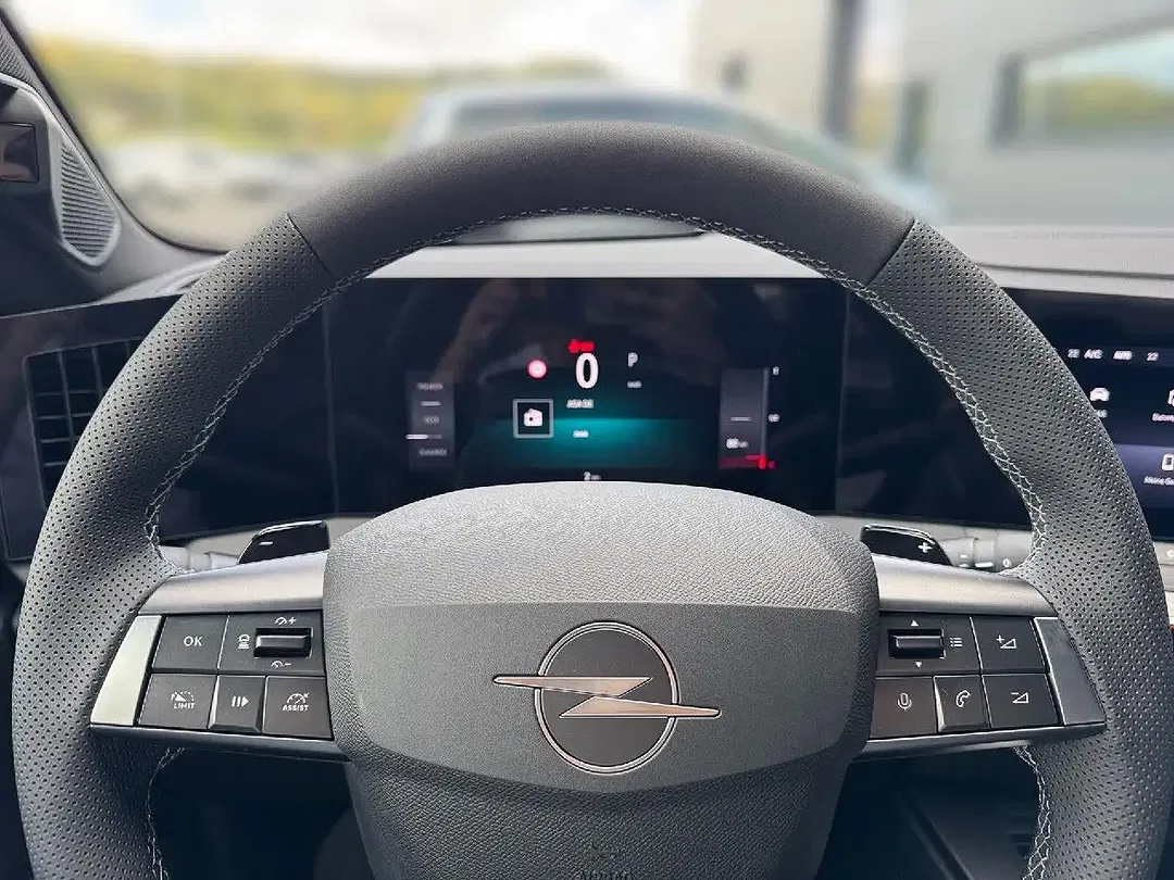 Opel Astra Hybrid 1.2 GS - Thumbnail 5