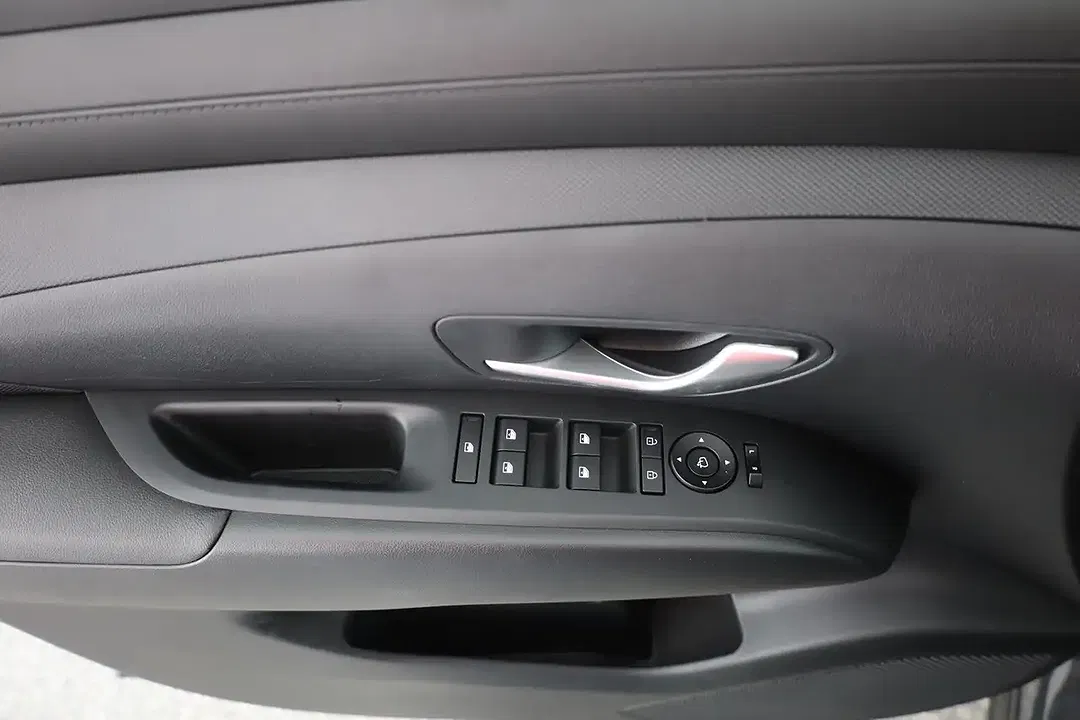 Hyundai TUCSON 1.6 T-GDI AUT - Thumbnail 10