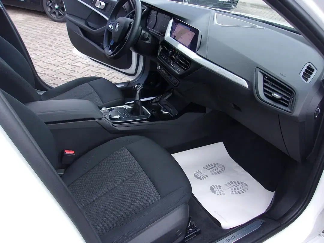 BMW 118 Advantage - Thumbnail 13