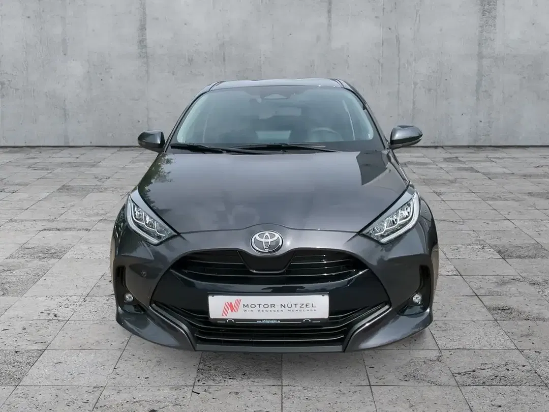 Toyota Yaris 1.5 Hybrid Teamplayer - Thumbnail 3