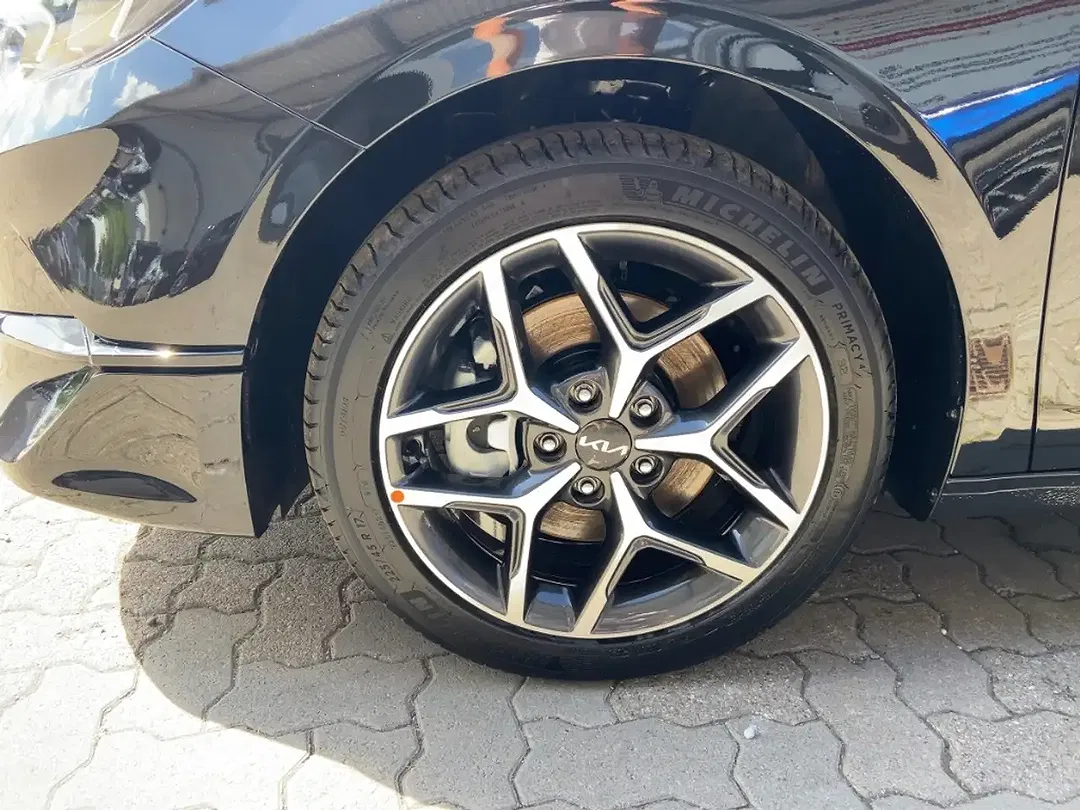 Kia Ceed SW / cee'd SW 1.5 T-GDI DCT Spirit - Thumbnail 6