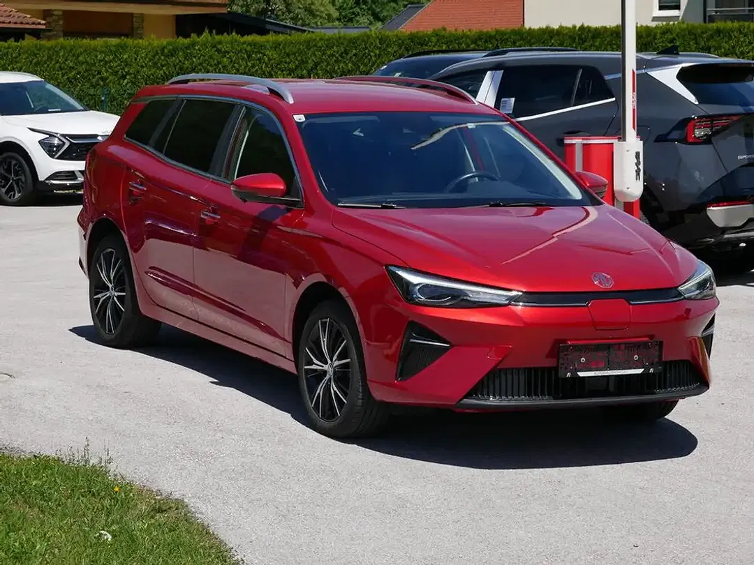 MG MG5 EV Luxury - Thumbnail 3