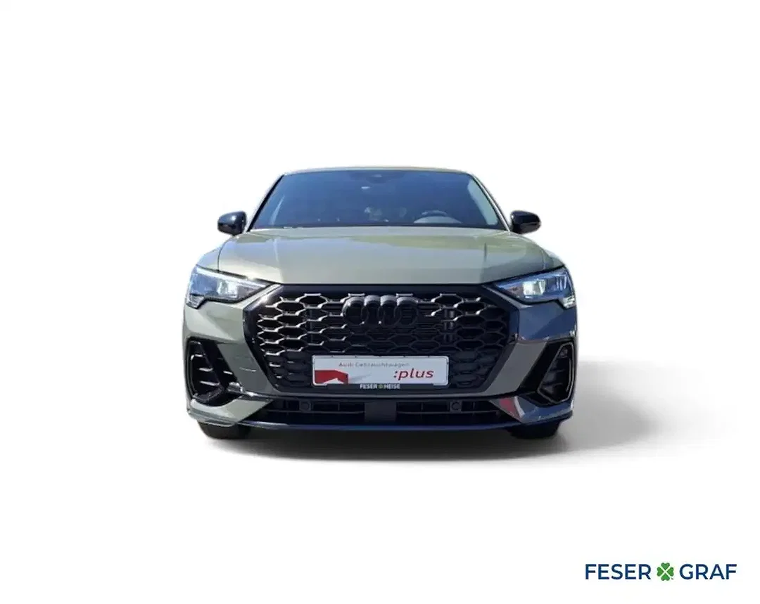 Audi Q3 S tronic Sportback S line - Afbeelding 1