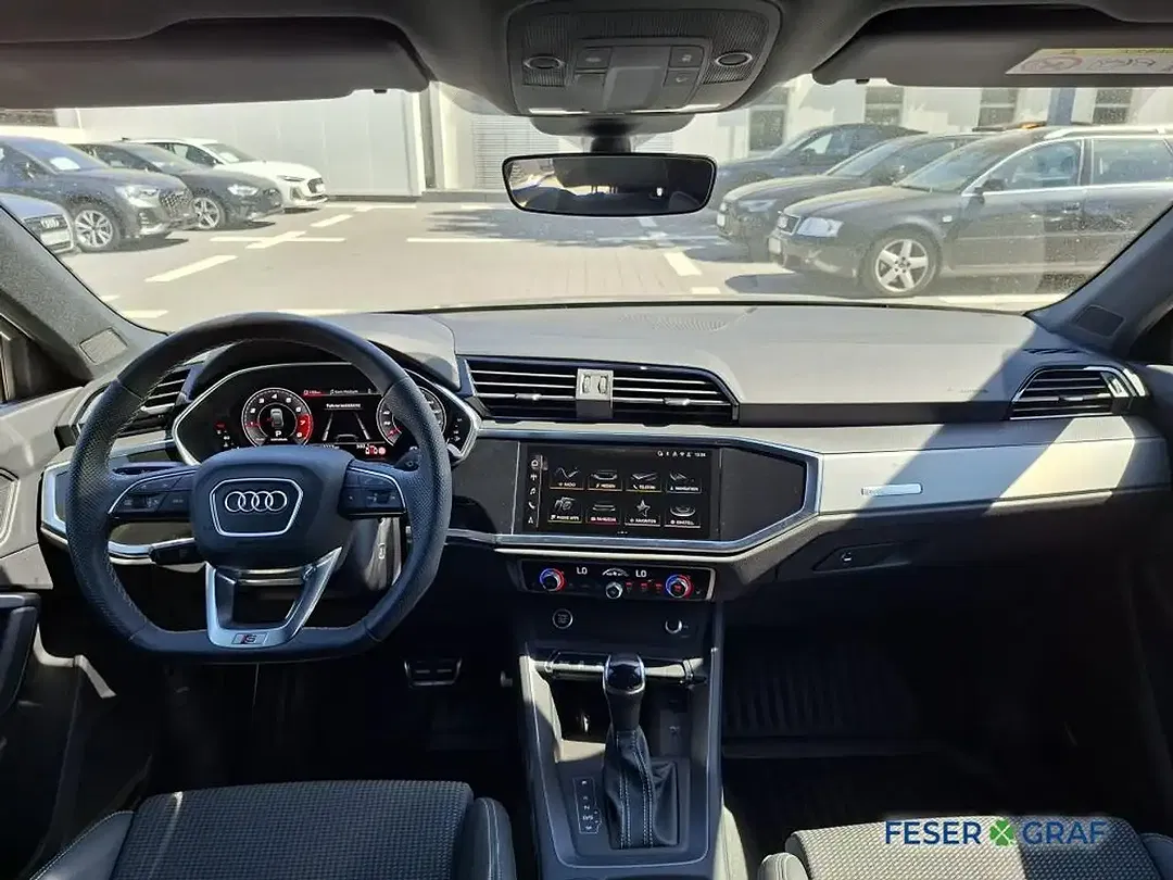 Audi Q3 S tronic Sportback S line - Thumbnail 8
