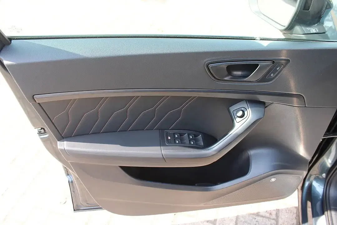 CUPRA Ateca TSI DSG 4Drive VZ2 - Thumbnail 6
