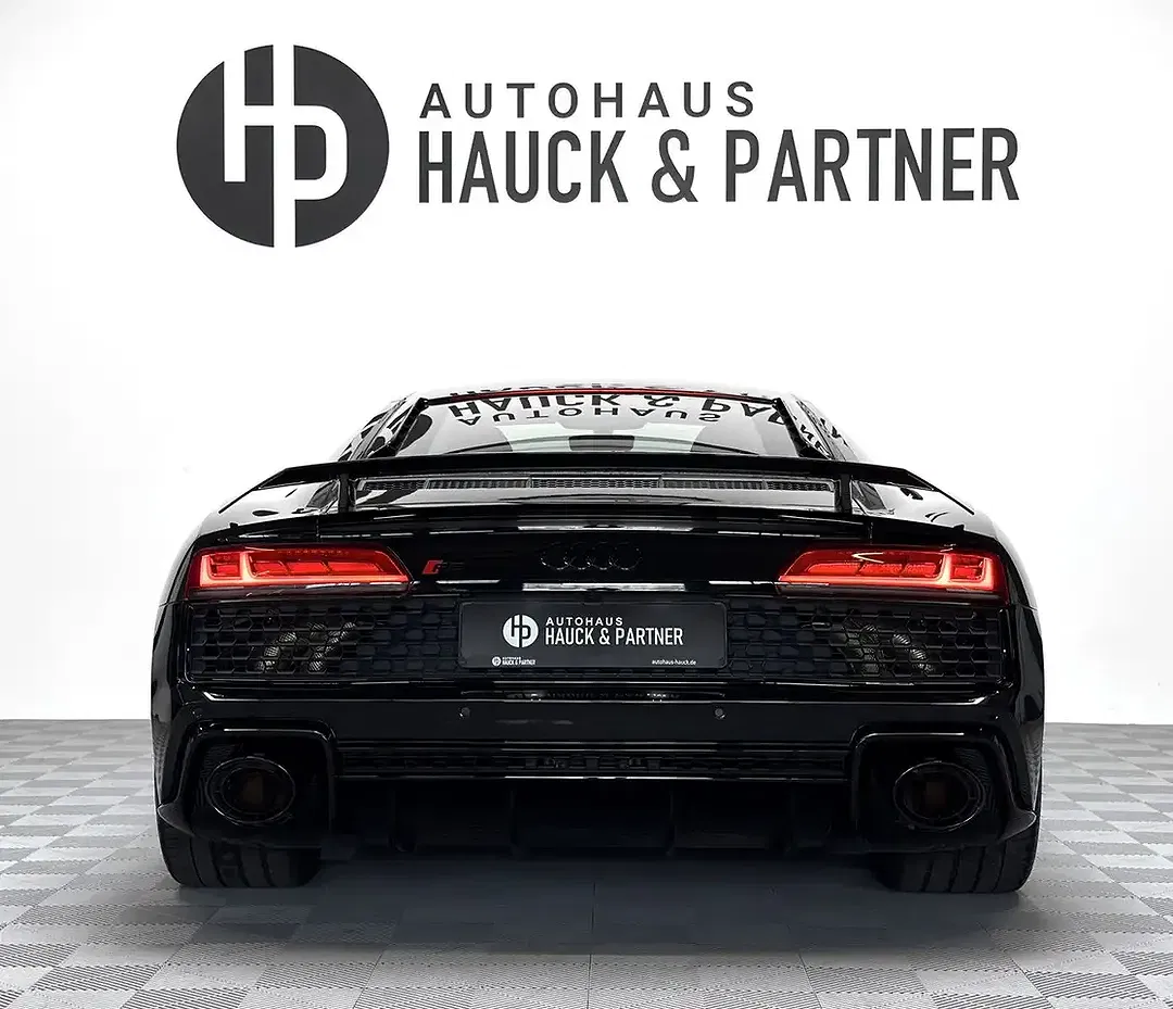 Audi R8 performance Coupe - Thumbnail 11